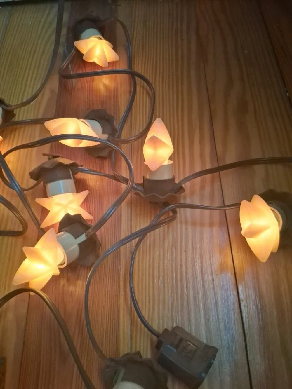 Vintage Silicone Star String Lights Metal Base with Clips One Bulb Not Working